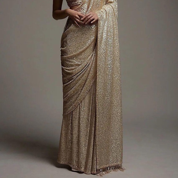 Gold Sari - Picture 3 of 4